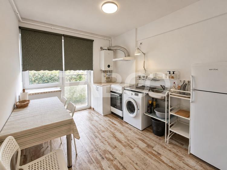 Apartament cu 2 camere semidecomandat, mobilat în Turnișor