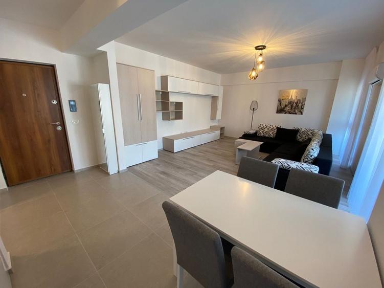 Apartament cu 2 camere decomandat în Aradului