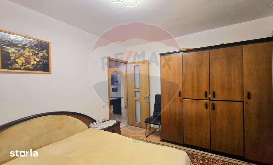 Apartament cu 3 camere, mobilat în 13 Septembrie