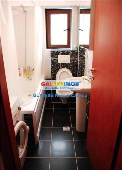 Apartament cu 3 camere decomandat, mobilat în Baicului