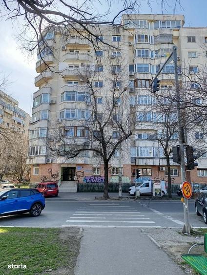 Apartament cu 2 camere semidecomandat, mobilat în Cotroceni