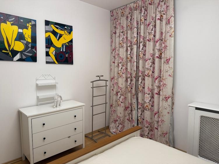 Apartament cu 2 camere semidecomandat, mobilat în Central