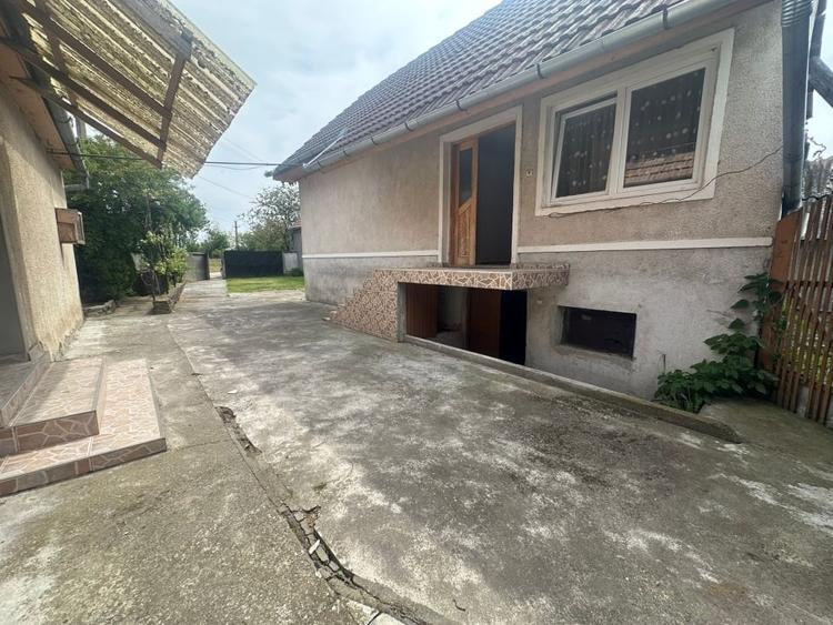 Casă individuală cu 3 camere cu Teren 760 Mp în Sebeș