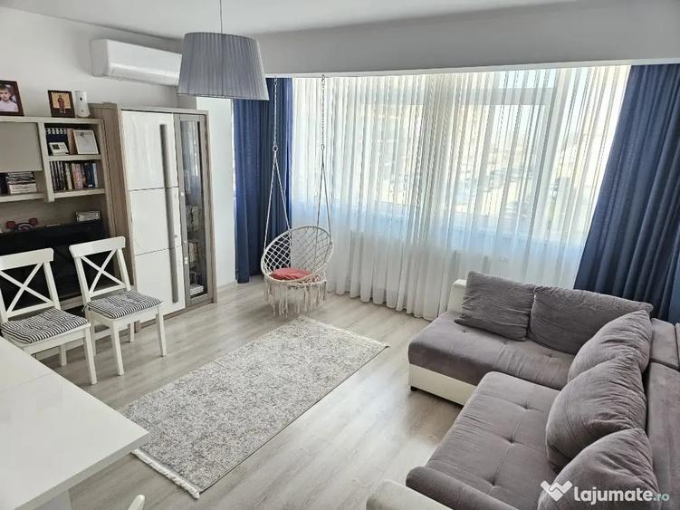 Apartament cu 2 camere decomandat în Ipotești