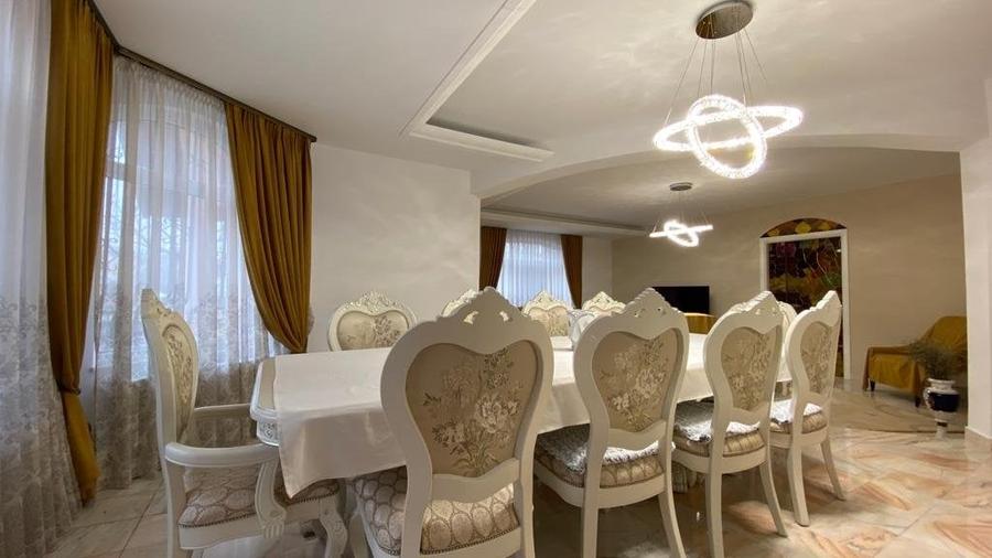 Casă individuală cu 6 camere cu Canalizare în Bere