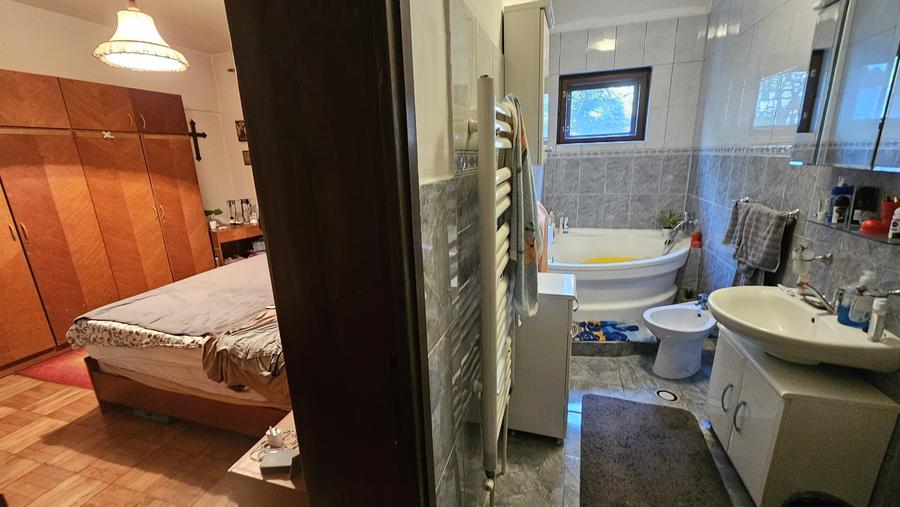 Casă ULTRACENTRALĂ + garaj – ideală firmă sau locuință - 12