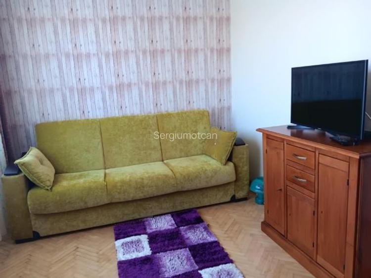 Podul de Piatra la 5 minute de Palas Mall apartament 2 camere 53 mp cu CT Podul de Piatra la 5 minute de Palas Mall apartament 2 camere 53 mp cu CT