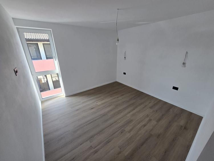 Apartament superb pe 2 niveluri. Bucatarie inchisa. 2 Locuri de Parcare. - 6