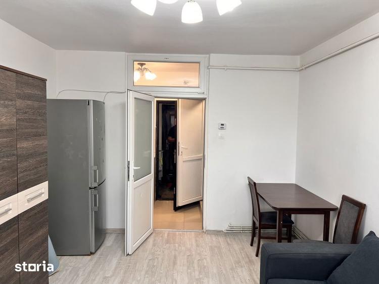 garsoniera et 3 str Vasile Aron - 2