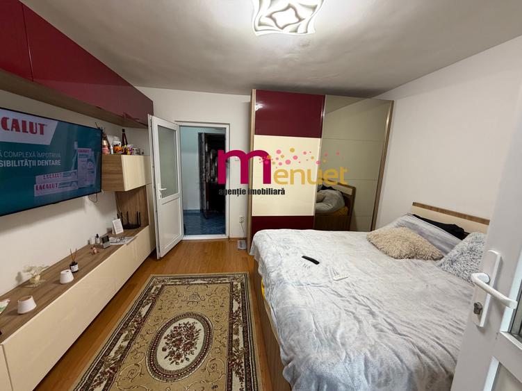 Garsoniera zona Piata Noua,etaj 2 - 4