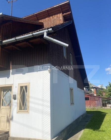 Casa de vanzare, cu 4 camere, 92 mp, zona Campulung Moldo Casa de vanzare, cu 4 camere, 92 mp, zona Campulung Moldo