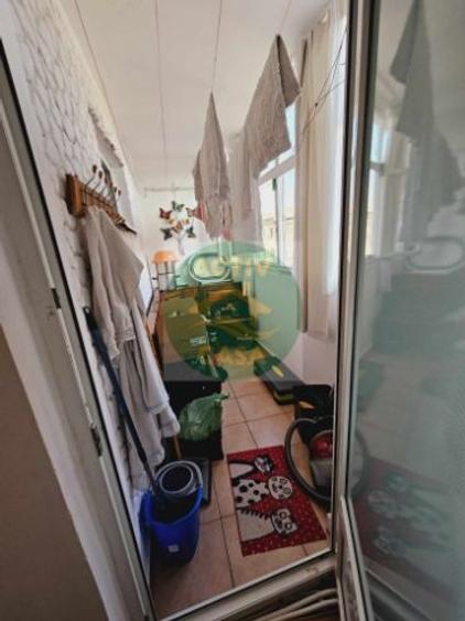 Apartament cu 3 camere decomandat în Roman - 10