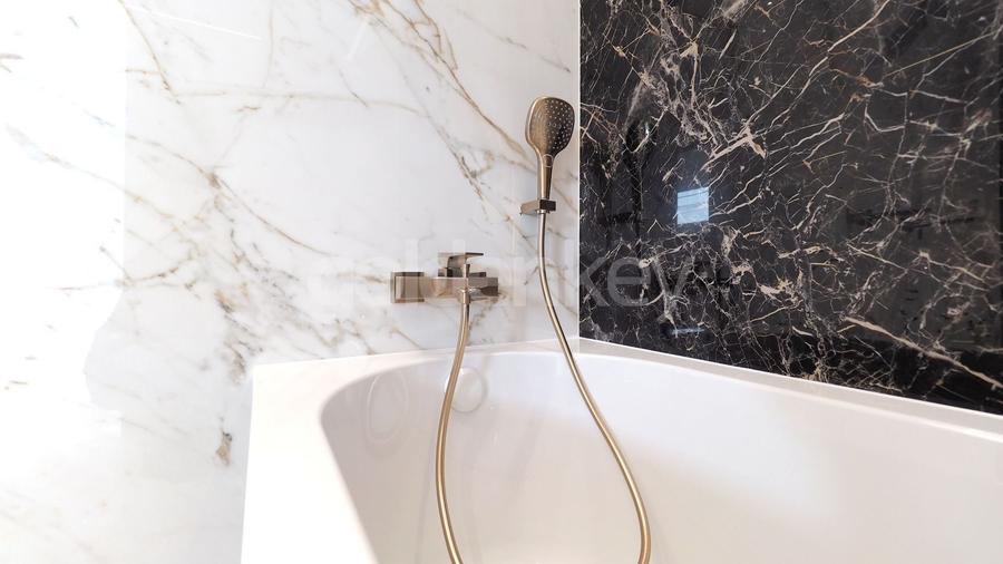 Apartament unic cu gradina exclusiva | 4 camere, 4 bai | 297mpc - 15