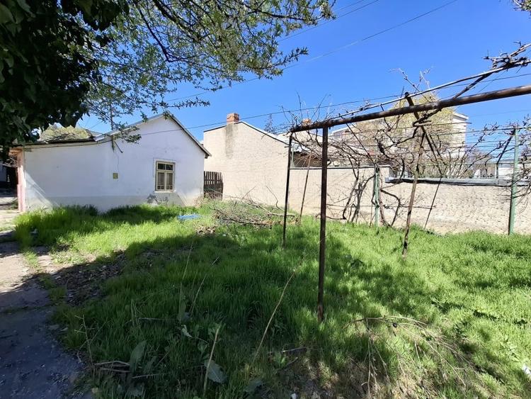 TEREN CASA  |  DACIA  |   ZONA B.P. HASDEU - 3