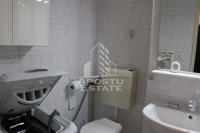 Apartament cu 3 camere decomandat, mobilat în Micălaca