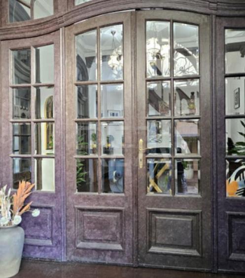 Casa de birouri de inchiriat 11 camere - 6