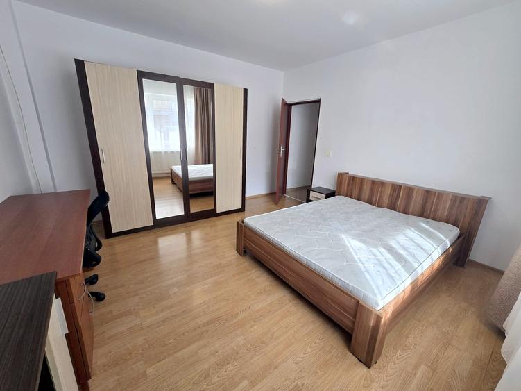 Apartament cu 2 camere decomandat, mobilat în Bună Ziua