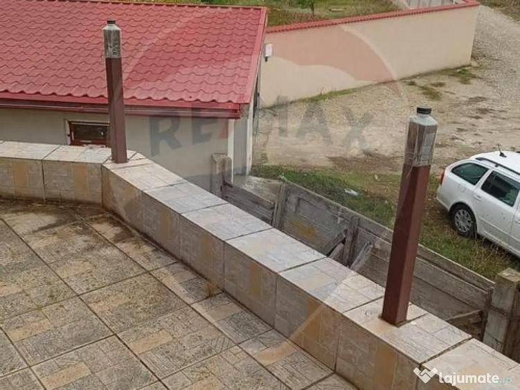 Vanzare Casa / Vila 5 camere Saftica Primarie - 11