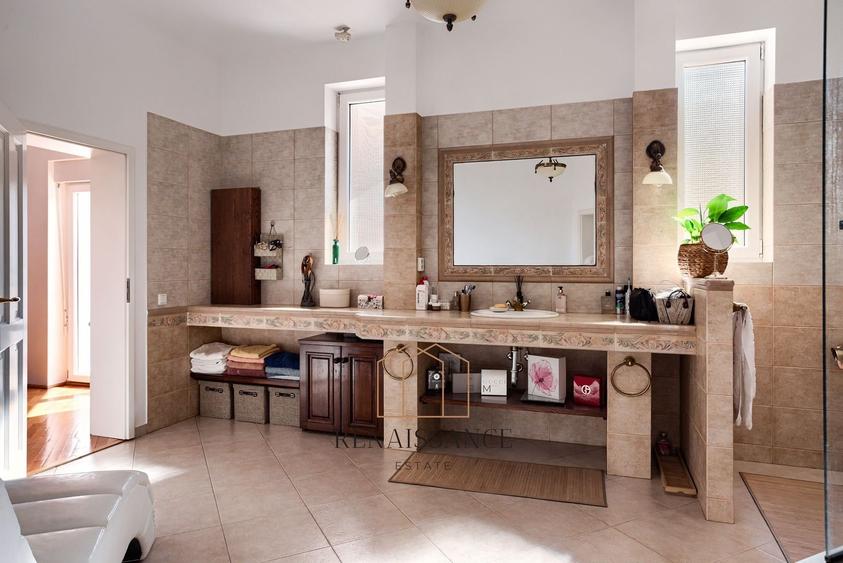 Timisoara - Girocului Vila 12 Camere 4 Bai | 497mp Utili 1373mp Teren - 7