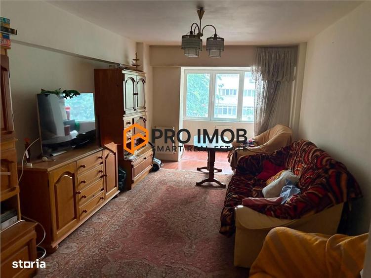 Apartament cu 4 camere decomandat în Unirii Sud