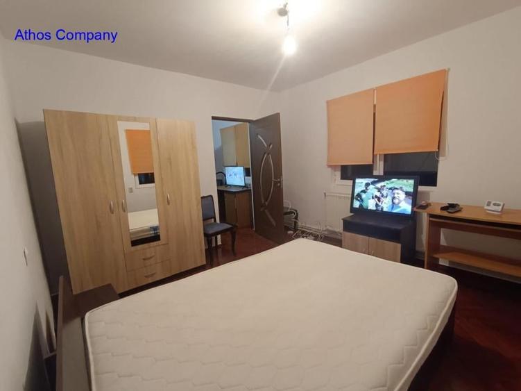 Inchirieri Case / vile SEMICENTRAL PIATA 1 MAI - 2