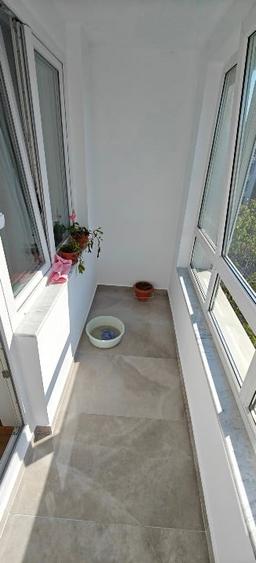 Apartament 4 camere decomandat. - 2