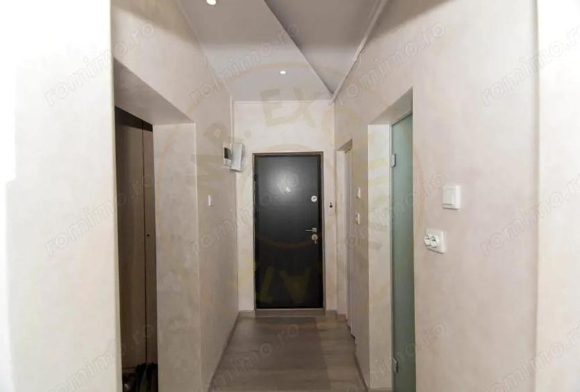 Garsoniera - etaj 1 - 31MP - renovata total - 7