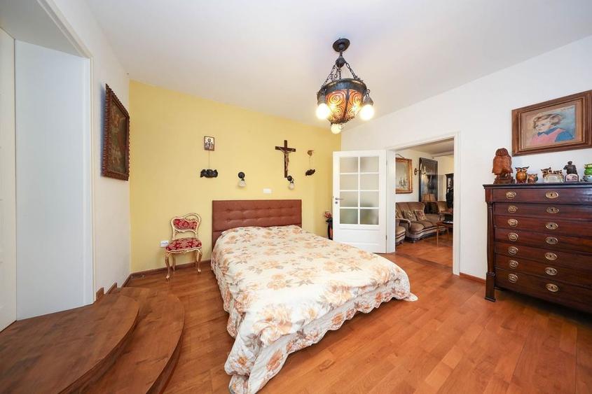 Casă deosebită de v&acirc;nzare &icirc;n centrul Brașovului - 21