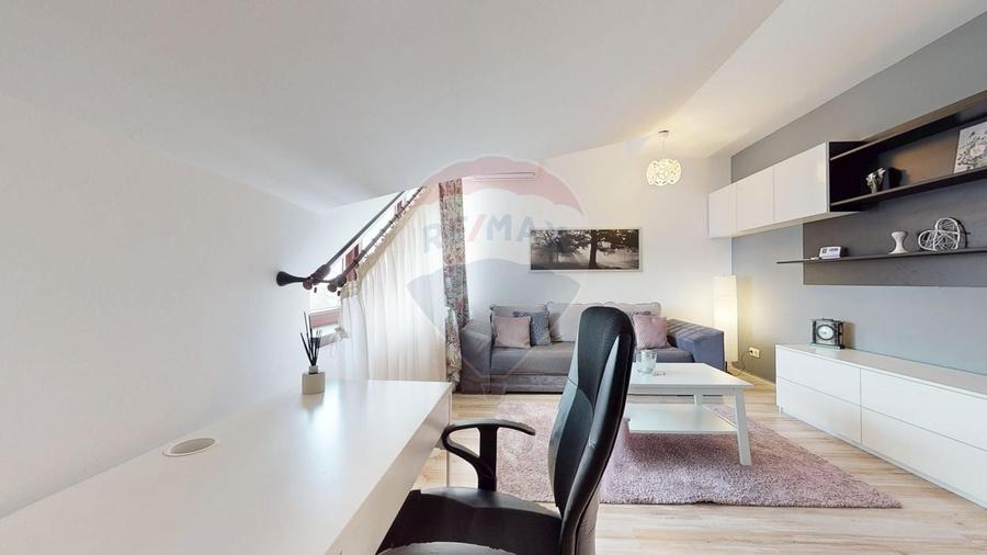 Apartament cu 2 camere de închiriat în zona Tractorul - 6