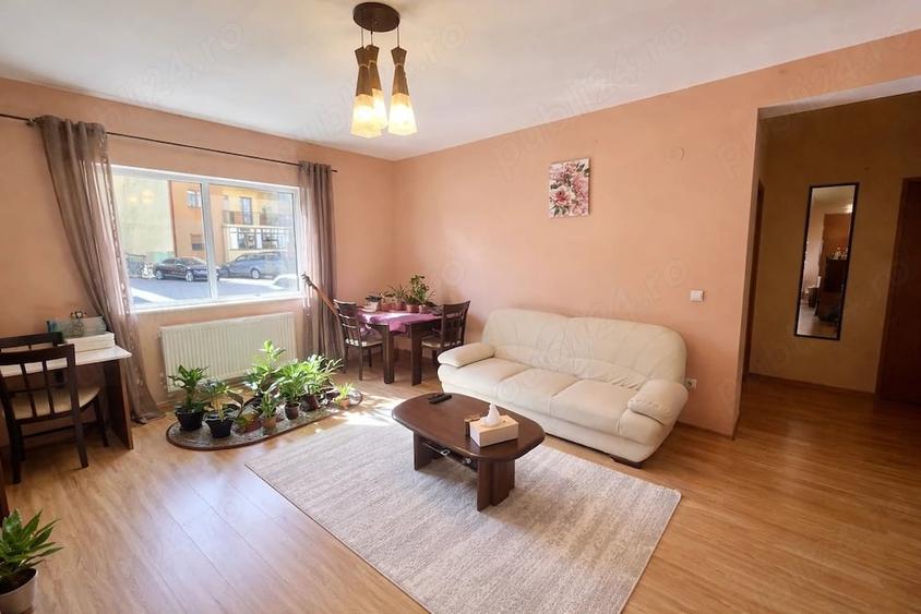 Apartament cu 2 camere decomandat în Vasile Aaron