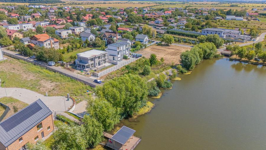 Teren Construcții intravilan de 1317 mp, în Corbeanca