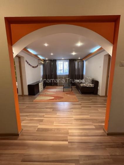 Apartament cu 3 camere la parter, cartier George Enescu Apartament cu 3 camere la parter, cartier George Enescu
