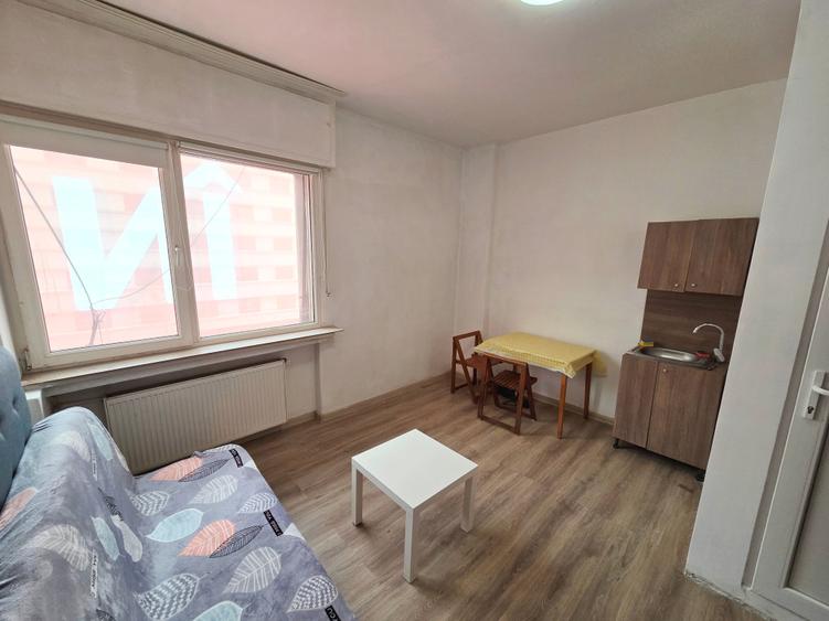 Romana, Universitate, garsoniera stradala 6 minute metrou - 2