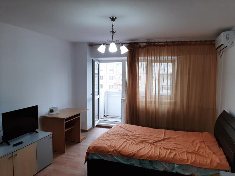 13 Septembrie,Prosper 5 Min,Parc Sebastian,Str Motoc, C ANAF - 9