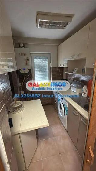 Vanzare apartament 3 camere zona CENTRALA - 1