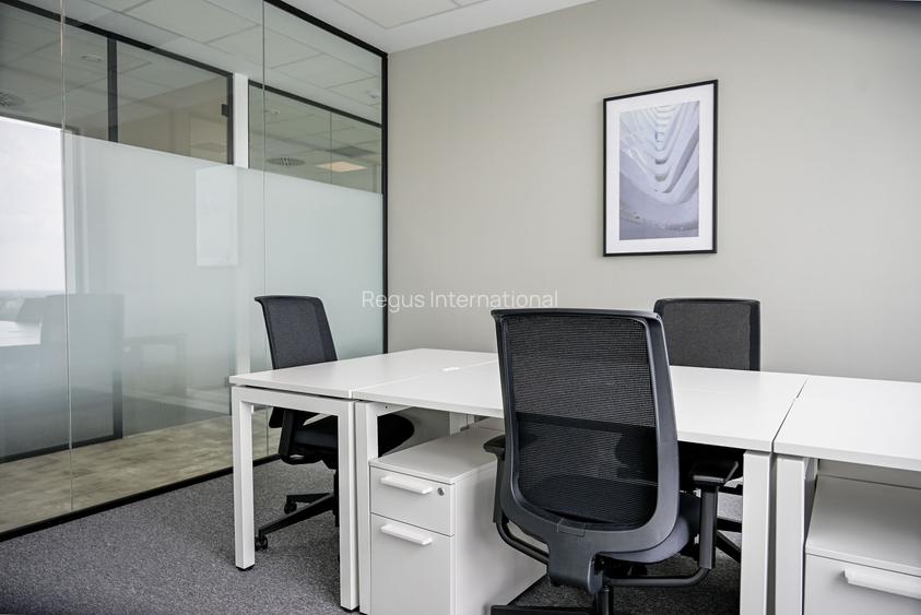 Spațiu de birou privat pentru 3 persoane în Regus Vox Technology Park