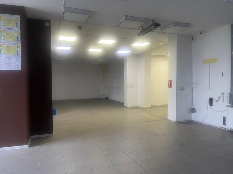 Reducere 10%!!! Proprietar - vand spatiu comercial Piatra Neamt, 840 mp - 12