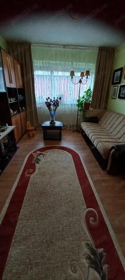 Vand apartament 2 camere Tg.Ocna - 10
