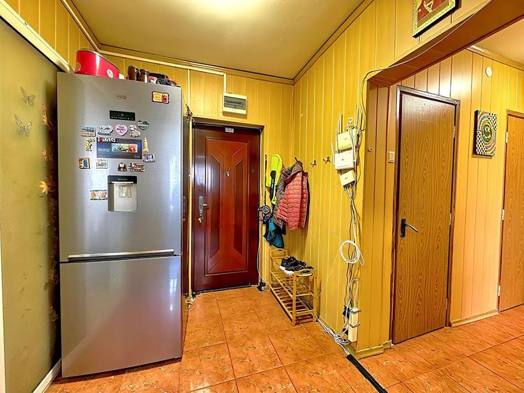 Dristor Metrou 3 camere decomandat mobilat Park Lake comision 0 - 15