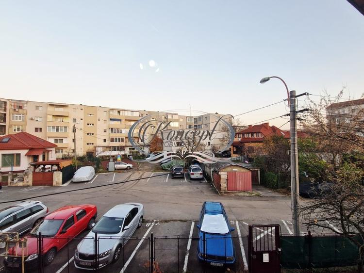 Spatiu de birouri compartimentat in casa P+E, zona Grigorescu - 16