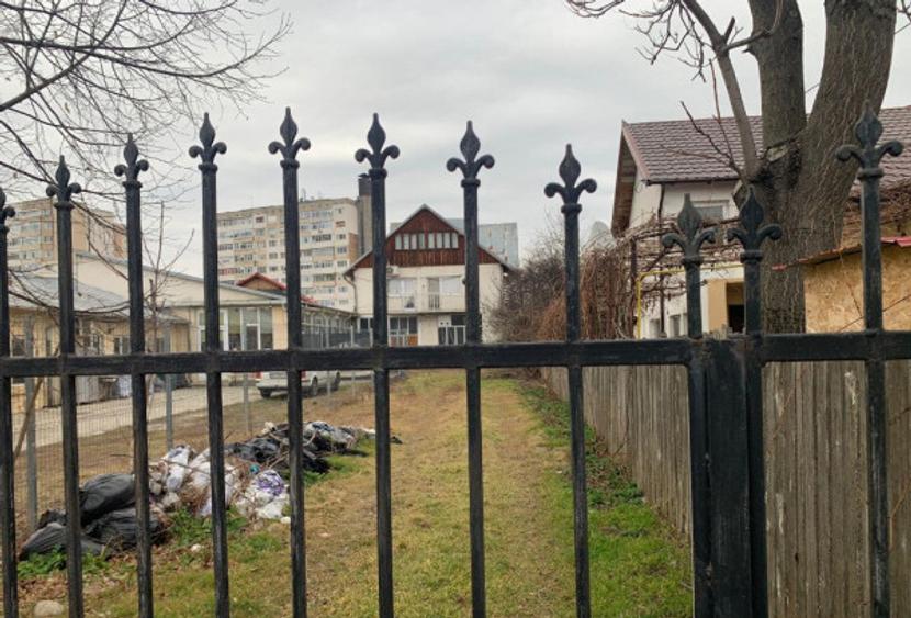 Teren 588mp, cladire P+1+M, Str. Alexandru cel Bun - 1