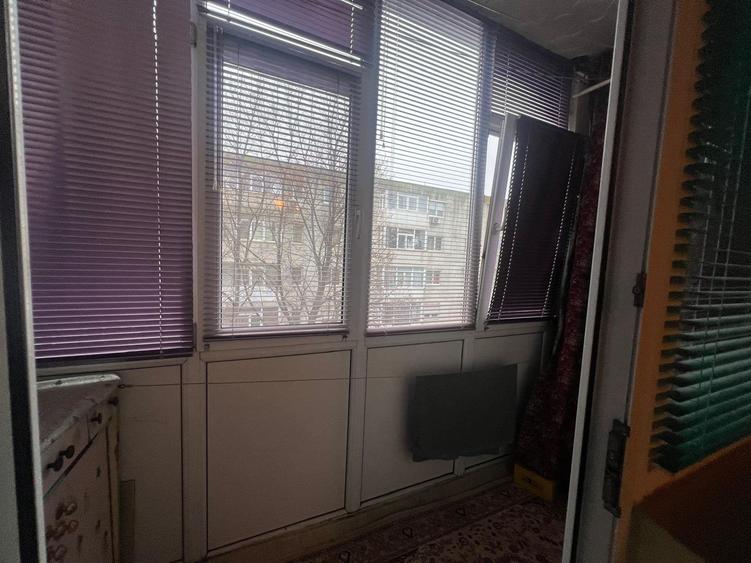 apartament 3 camere , semidecomandat ,52 mp inclusiv balcon, Casa de cultura - 4