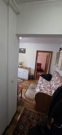 Vand sau schimb apartament 2 cam,decomandat in Piatra Neamt -Precista - 1