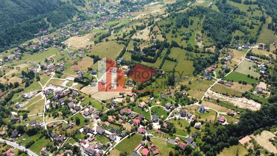 Teren de la 2772 mp Podul Simonului- Bran - 10