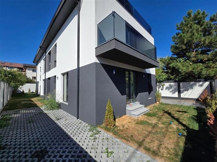 VILA DEOSEBITA FINISAJE INCLUSE SECTOR 1 BUCURESTII NOI METROU LAMINORULUI - 39