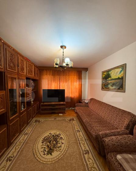 Apartament 3 camere, decomandat, etajul 2, zona Grivita - 1