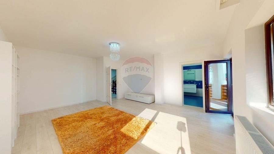 Vila deosebita |  Zona Bunloc | Comision 0 - 27