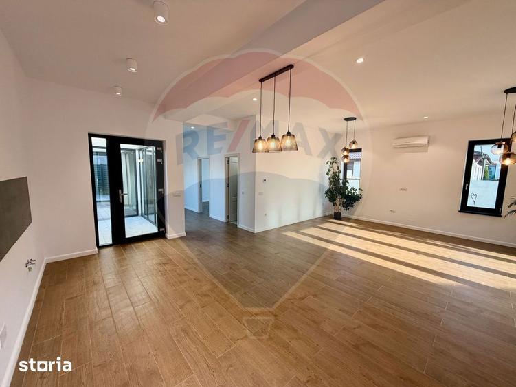 Casa / Vila cu 4 camere de vanzare in zona Dedeman - 11