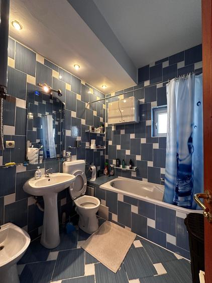 Apartament cu 3 camere- !!!!!!!DISPONIBIL!!!!! - 10