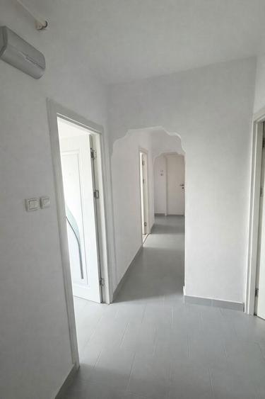 Inchiriez apartament 3 camere - 5